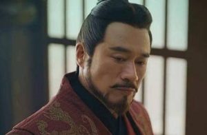 逍遥津之战后孙权改变了战略，孙权为什么盯上关羽？