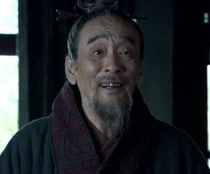 曹操是怎么控制甚至利用好汉献帝的 曹操从他身上的到什么