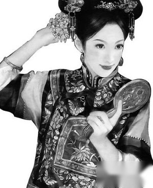贪官和珅的老婆是谁又是怎么死的？和珅几个老婆