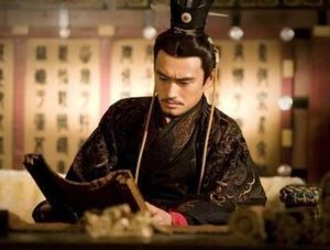 刘秀后期怎么了？暴打侍从冤杀丞相