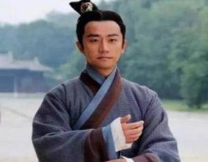 魏丑夫本来是一个大帅哥的 为什么名字中会带一个丑字呢