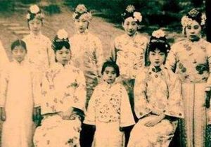 古代后宫中妃子生活是什么样的 妃子真的每天绫罗绸缎山珍海味吗