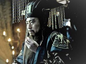 揭秘：为什么秦始皇的龙袍是黑色的？