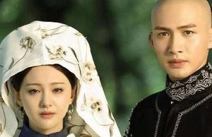 乾隆作诗都是自己做的吗 此人死后被乾隆残忍鞭尸