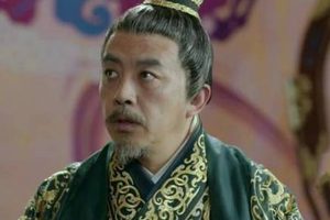 战国四公子中唯一出身平凡的人，最后满门被杀