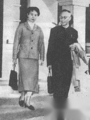 揭秘溥仪最后一任妻子：曾当舞女跟多人姘居