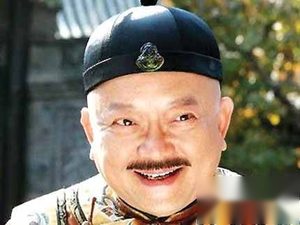 历史解密：嘉庆为何不查贪官和珅四个美女管家？