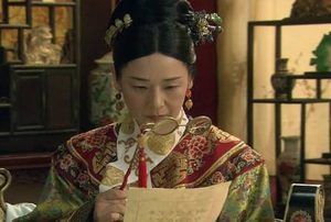 慈禧太后每天起床后要干两件事，让人大跌眼镜