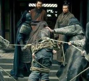 曹操在杀吕布的时候 曹操为何多此一举缢死再斩首