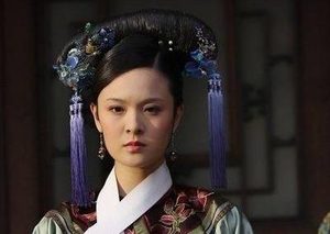 清朝后宫的女子为什么顶着一个旗头 这样不会影响生活吗