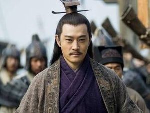 孙策去世后，周瑜为什么没有把握机会自立为王？