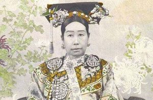 慈禧是如何将珍妃推入井中的，她为什么要这么做？