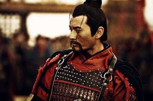 秦桧是以什么罪名诬陷岳飞的？这个罪名有多可笑？