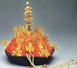 揭秘：清朝皇冠上的珍珠是从哪儿来的？
