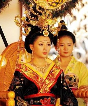 马嵬坡兵变中，为什么会说杨玉环是假死脱身？