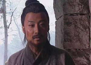 林冲是如何生擒扈三娘的？他还打败过谁？