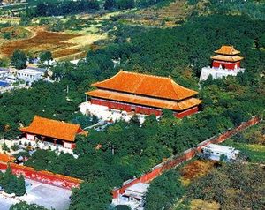 明朝有十六位皇帝却只有十三座陵墓 其他三个皇帝葬在哪里