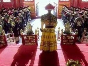 清朝皇帝上朝一般都是几点 皇帝就没有大臣那么多限制