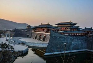 从秦朝到清朝，为什么每个朝代的国祚都不超过三百年？