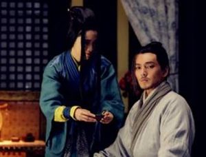 高渐离只是个音乐家，为什么要隐姓埋名？他是如何刺杀秦王的？
