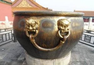 清朝时期的紫禁城是如何防火的？利用什么工具？