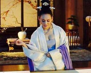 梅妃是在什么情况下创作的《惊鸿舞》？唐玄宗与梅妃的故事是怎样的？