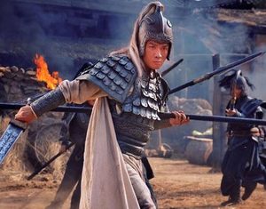 刘备到荆州时，他自己手里有多少兵呢？