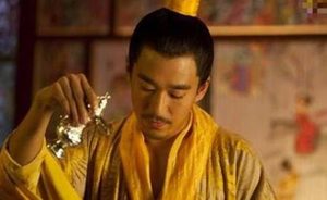 唐武宗为何要下令大肆灭佛呢?他的目的是什么？