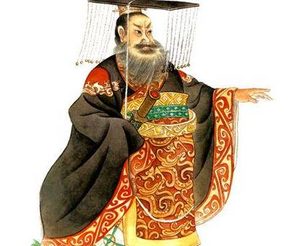 秦始皇的龙袍是黑色的 后世皇帝为何都穿黄色的龙袍