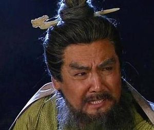 颜良和文丑如果在场的话 两人能不能打败华雄