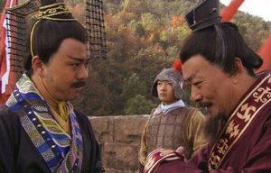 周朝迁都后，为何周天子的地位下降非常快呢？