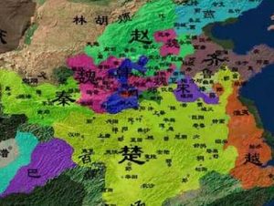 春秋战国时期，那些实力弱小的国家称王靠的是什么？