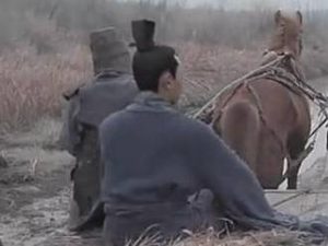 春秋时期楚国国君始终称王的原因是什么？为何没有以爵位相称