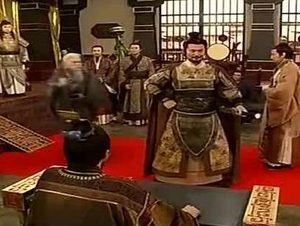 范增当初为什么不选择陈胜等人 范增算是楚汉战争中最厉害的谋士吗