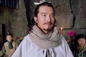 王伦是个怎样的人？为什么林冲要杀了他呢？