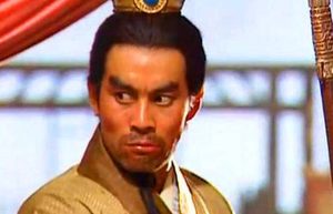三国能有实力斩华雄的除了关羽还有哪些人？