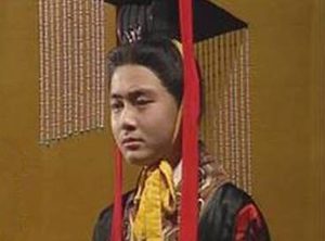平定诸吕后，群臣为什么废黜刘弘迎立刘恒呢？