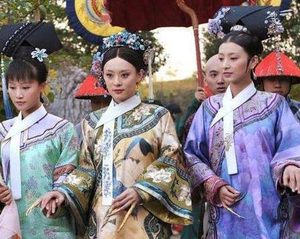 清朝后宫妃子身上都有一条白色布条 白布条到底有什么作用