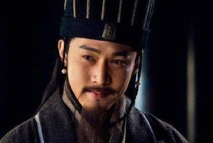 马谡为什么没有按诸葛亮的部署驻扎呢？