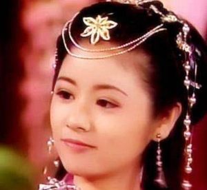 古代女子在十三四岁都没有发育成熟 她们为什么会早早嫁人