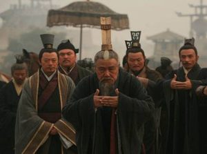 周平王东迁后周室衰微，具体表现在哪些方面？