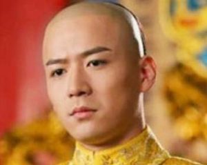在古代上早朝时，有哪些官员必须来参加?