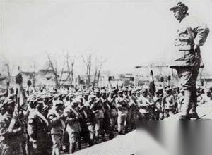 冯玉祥北京招兵：进行术科教学 亲自编写军歌