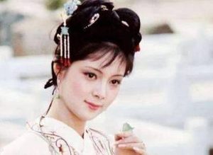 红楼梦中薛宝钗知道了几件大事，为什么不告诉王夫人？