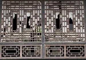 古代窗户大多数都是用纸糊的 古人遇到刮风下雨怎么办