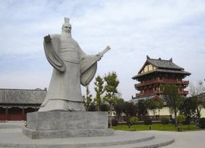 孙权曾撺掇曹操称帝，但曹操并未上当