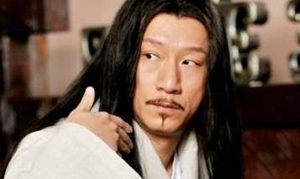 庞涓是如何陷害孙膑使其失去膝盖骨的？孙膑反击了吗？