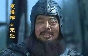 要是关羽没有出战华雄 曹操还有人能斩杀华雄吗