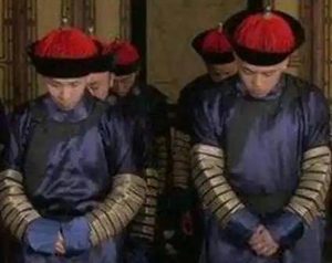 古代皇宫里边为什么有女太监 她们又是怎么净身的