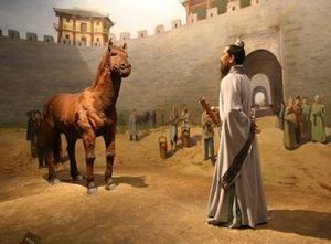 古代王朝经常缺少战马，为什么不鼓励民间大规模养马呢？